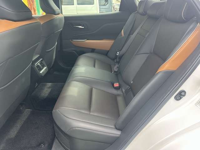 トヨタ クラウン　クロスオーバー　ハイブリッド ２．４ ＲＳ アドバンスト Ｅ－ＦＯＵＲ ＡＤＶＡＮＣＥＤ ４ＷＤ R4年 (東海) 99