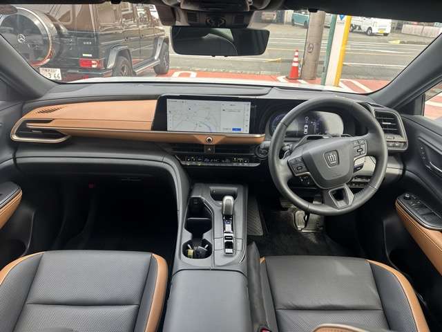 トヨタ クラウン　クロスオーバー　ハイブリッド ２．４ ＲＳ アドバンスト Ｅ－ＦＯＵＲ ＡＤＶＡＮＣＥＤ ４ＷＤ R4年 (東海) 99