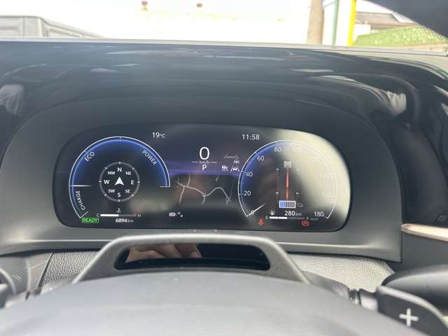 トヨタ クラウン　クロスオーバー　ハイブリッド ２．４ ＲＳ アドバンスト Ｅ－ＦＯＵＲ ＡＤＶＡＮＣＥＤ ４ＷＤ R4年 (東海) 99