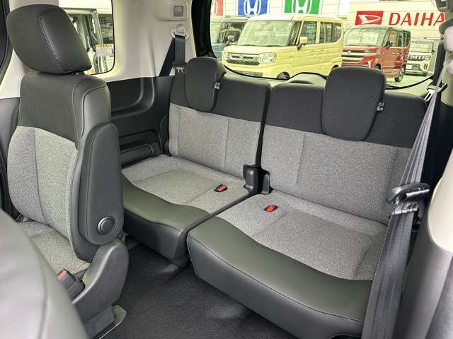 ホンダ フリード　ハイブリッド １．５ Ｅ：ＨＥＶ エアー ＥＸ R7年 (東海) 99