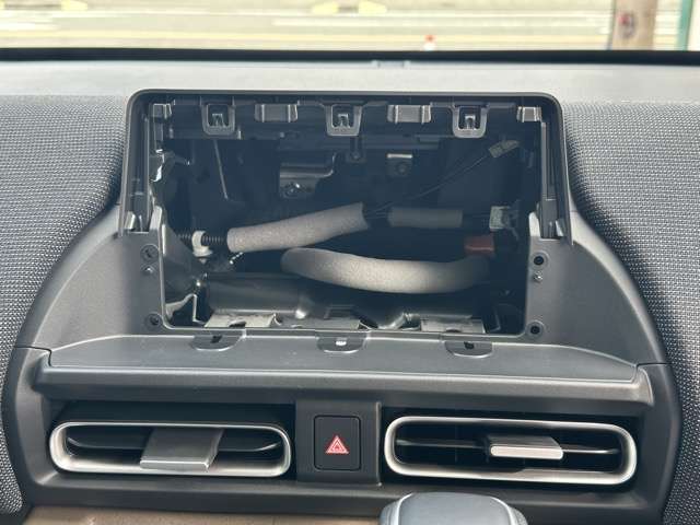 ホンダ フリード　ハイブリッド １．５ Ｅ：ＨＥＶ エアー ＥＸ R7年 (東海) 99