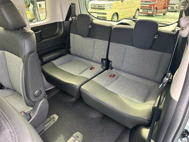 ホンダ フリード　ハイブリッド １．５ Ｅ：ＨＥＶ エアー ＥＸ R7年 (東海) 99