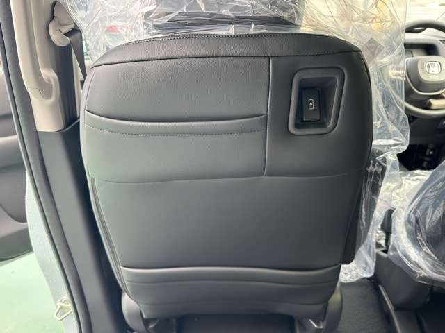 ホンダ フリード　ハイブリッド １．５ Ｅ：ＨＥＶ エアー ＥＸ R7年 (東海) 99