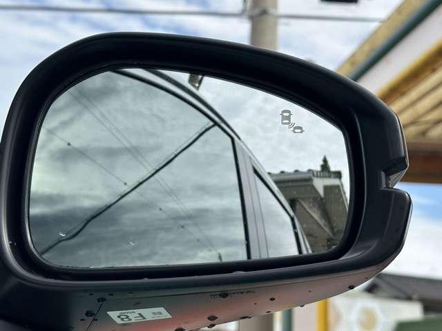 ホンダ フリード　ハイブリッド １．５ Ｅ：ＨＥＶ エアー ＥＸ R7年 (東海) 99