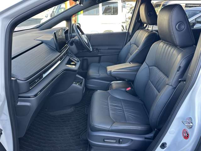 ホンダ オデッセイ　ハイブリッド ２．０ Ｅ：ＨＥＶ アブソルート ＥＸ ブラックエディション R6年 (東海) 99