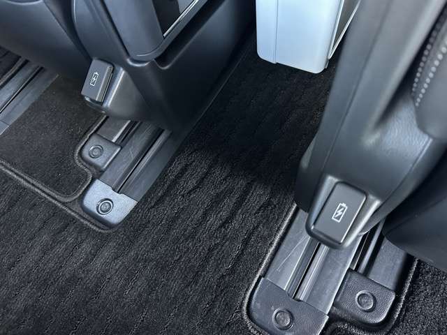 ホンダ オデッセイ　ハイブリッド ２．０ Ｅ：ＨＥＶ アブソルート ＥＸ ブラックエディション R6年 (東海) 99