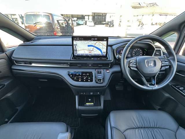 ホンダ オデッセイ　ハイブリッド ２．０ Ｅ：ＨＥＶ アブソルート ＥＸ ブラックエディション R6年 (東海) 99