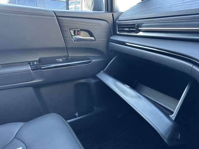 ホンダ オデッセイ　ハイブリッド ２．０ Ｅ：ＨＥＶ アブソルート ＥＸ ブラックエディション R6年 (東海) 99