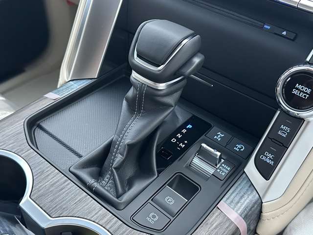 トヨタ ランドクルーザー ３．５ ＺＸ ４ＷＤ R6年 (東海) 99