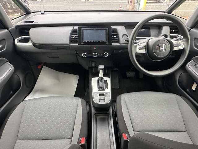 ホンダ フィット　ハイブリッド １．５ Ｅ：ＨＥＶ ベーシック R2年 (東海) 99