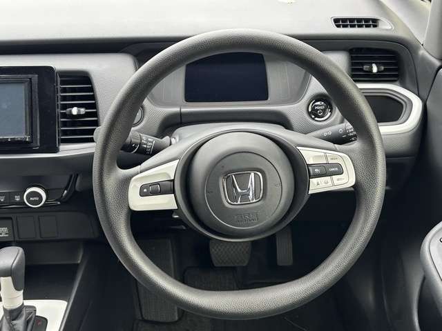 ホンダ フィット　ハイブリッド １．５ Ｅ：ＨＥＶ ベーシック R2年 (東海) 99