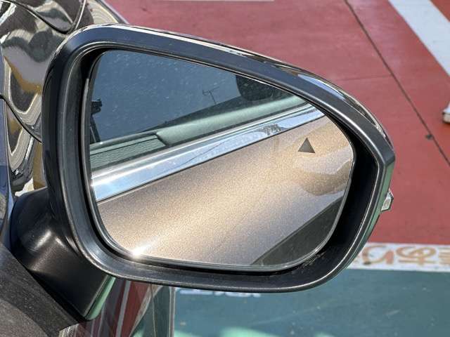 三菱 アウトランダーＰＨＥＶ ＰＨＥＶ ２．４ Ｇ ４ＷＤ R5年 (東海) 99