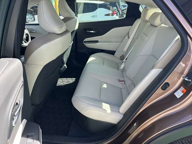 トヨタ クラウン　クロスオーバー　ハイブリッド ２．５ Ｇ アドバンスト レザー パッケージ Ｅ－ＦＯＵＲ ４ＷＤ R5年 (東海) 99