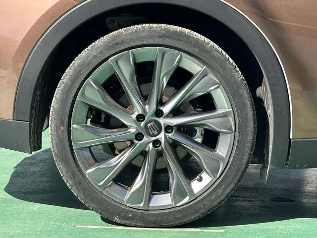 トヨタ クラウン　クロスオーバー　ハイブリッド ２．５ Ｇ アドバンスト レザー パッケージ Ｅ－ＦＯＵＲ ４ＷＤ R5年 (東海) 99