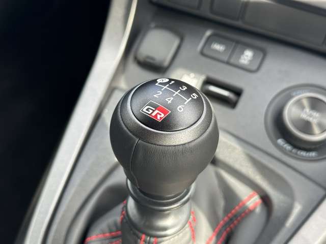 トヨタ ＧＲヤリス １．６ ＲＺ ハイ パフォーマンス ４ＷＤ R7年 (東海) 99