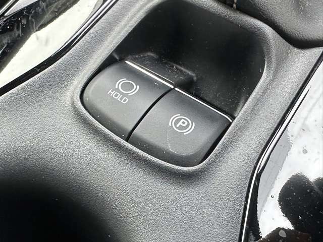 トヨタ カローラ　ツーリング　ハイブリッド １．８ ハイブリッド ＷＸＢ R5年 (東海) 99