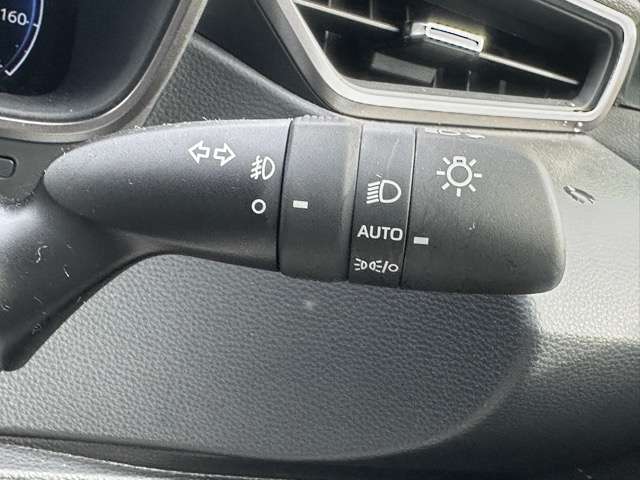 トヨタ カローラ　ツーリング　ハイブリッド １．８ ハイブリッド ＷＸＢ R5年 (東海) 99