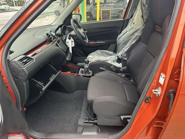 スズキ スイフト スポーツ １．４ R6年 (東海) 99