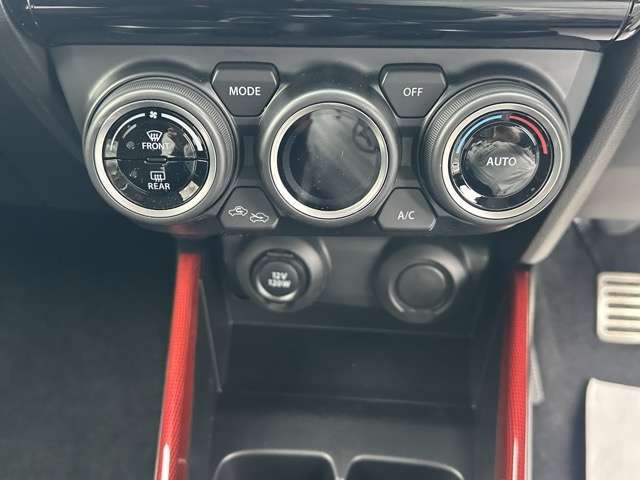 スズキ スイフト スポーツ １．４ R6年 (東海) 99