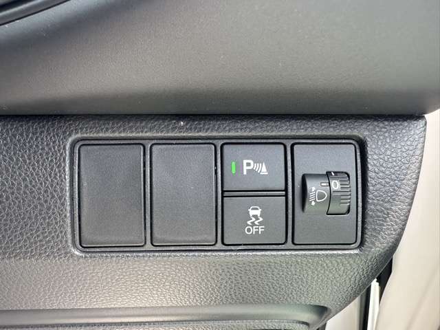 ホンダ ヴェゼル １．５ Ｅ：ＨＥＶ Ｘ ハントパッケージ R7年 (東海) 99