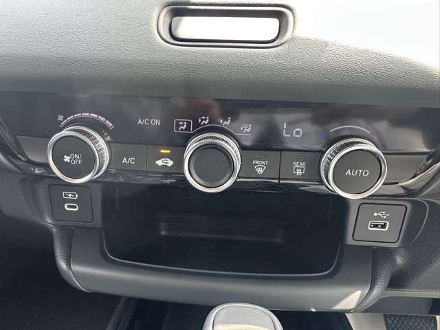 ホンダ ヴェゼル １．５ Ｅ：ＨＥＶ Ｘ ハントパッケージ R7年 (東海) 99