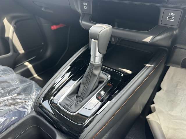 ホンダ ヴェゼル １．５ Ｅ：ＨＥＶ Ｘ ハントパッケージ R7年 (東海) 99