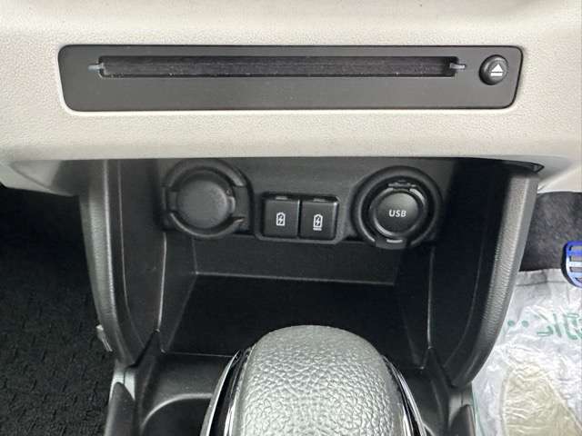 スズキ スイフト １．２ ハイブリッド ＭＺ R6年 (東海) 99