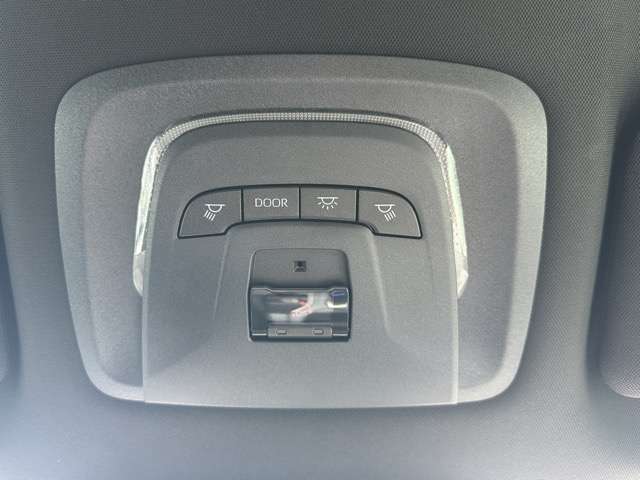 トヨタ クラウン　クロスオーバー　ハイブリッド ２．５ Ｇ Ｅ－ＦＯＵＲ ４ＷＤ R5年 (東海) 99