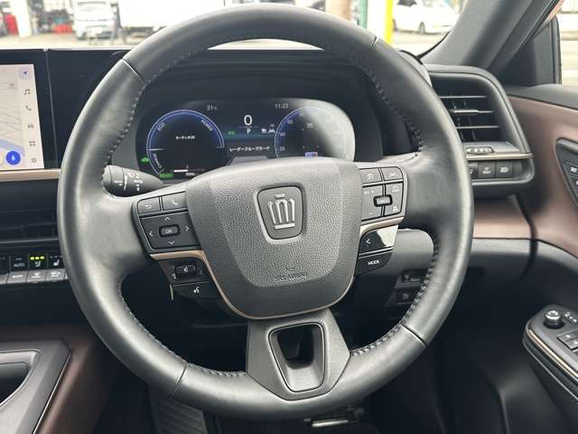 トヨタ クラウン　クロスオーバー　ハイブリッド ２．５ Ｇ アドバンスト レザー パッケージ Ｅ－ＦＯＵＲ ４ＷＤ R5年 (東海) 99