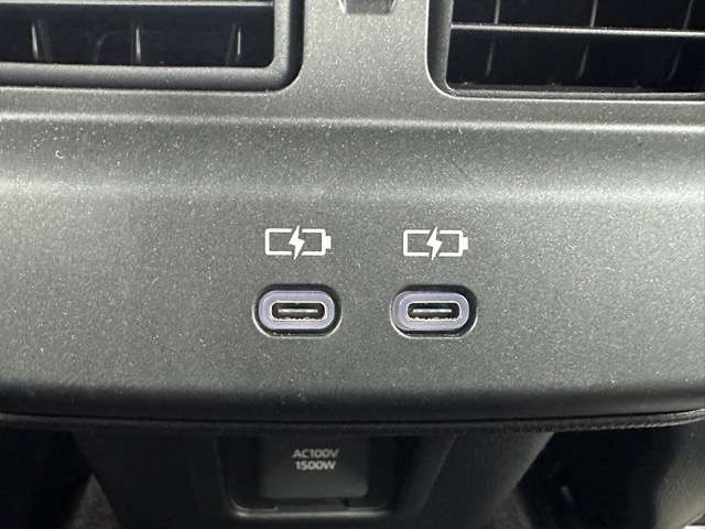 トヨタ クラウン　クロスオーバー　ハイブリッド ２．５ Ｇ アドバンスト レザー パッケージ Ｅ－ＦＯＵＲ ４ＷＤ R5年 (東海) 99