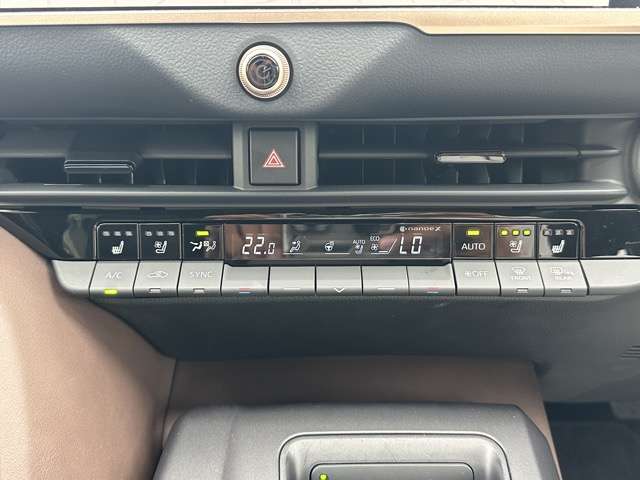 トヨタ クラウン　クロスオーバー　ハイブリッド ２．５ Ｇ アドバンスト レザー パッケージ Ｅ－ＦＯＵＲ ４ＷＤ R5年 (東海) 99