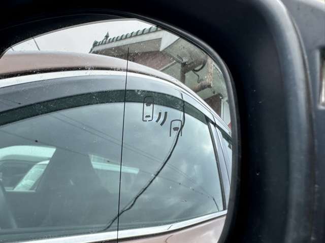 トヨタ クラウン　クロスオーバー　ハイブリッド ２．５ Ｇ アドバンスト Ｅ－ＦＯＵＲ ４ＷＤ R4年 (東海) 99