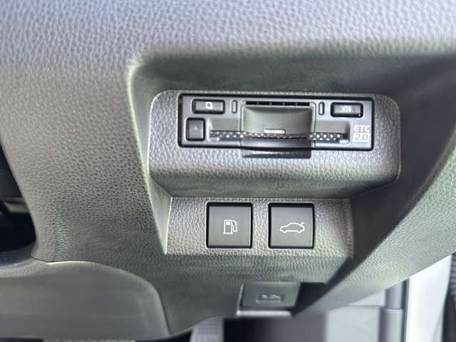 トヨタ クラウン　クロスオーバー　ハイブリッド ２．５ Ｇ レザー パッケージ Ｅ－ＦＯＵＲ ４ＷＤ R5年 (東海) 99