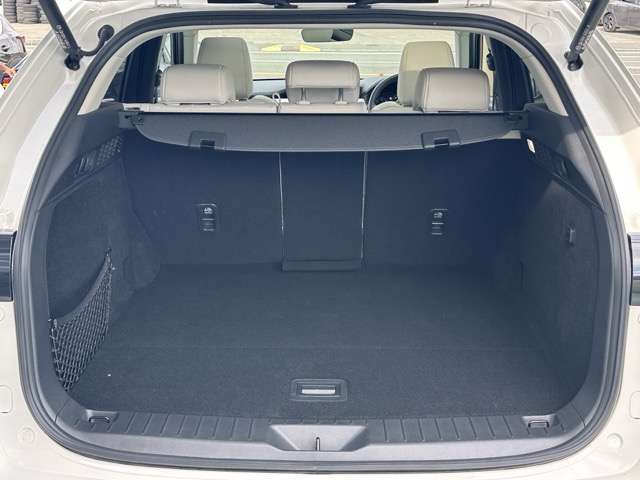 マツダ ＣＸ−６０ ３．３ ＸＤハイブリッド プレミアム モダン ディーゼルターボ ４ＷＤ R4年 (東海) 99