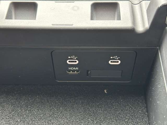 マツダ ＣＸ−６０ ３．３ ＸＤハイブリッド プレミアム スポーツ ディーゼルターボ ４ＷＤ R5年 (東海) 99