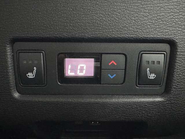 三菱 アウトランダーＰＨＥＶ ＰＨＥＶ ２．４ Ｐ ４ＷＤ R3年 (東海) 99