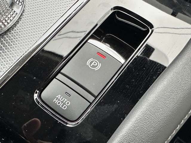 三菱 アウトランダーＰＨＥＶ ＰＨＥＶ ２．４ Ｐ ４ＷＤ R3年 (東海) 99