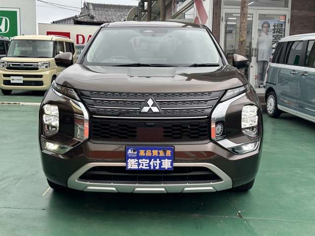 三菱 アウトランダーＰＨＥＶ ＰＨＥＶ ２．４ Ｐ ４ＷＤ R3年 (東海) 99