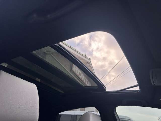 ホンダ シビック ２．０ Ｅ：ＨＥＶ ＥＸ R7年 (東海) 99