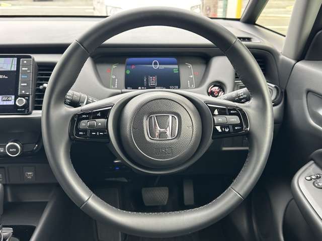 ホンダ フィット　ハイブリッド １．５ Ｅ：ＨＥＶ ホーム ブラックスタイル R6年 (東海) 99