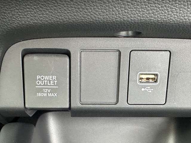 ホンダ フィット　ハイブリッド １．５ Ｅ：ＨＥＶ ホーム ブラックスタイル R6年 (東海) 99