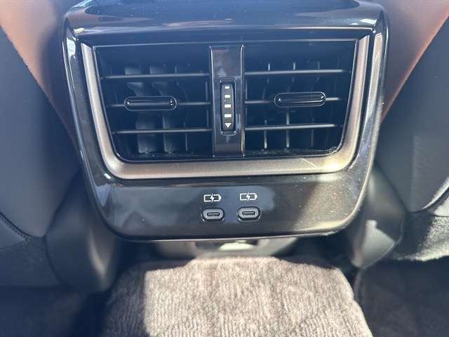 トヨタ クラウン　スポーツ　ハイブリッド ２．５ Ｚ Ｅ－ＦＯＵＲ ４ＷＤ R6年 (東海) 99