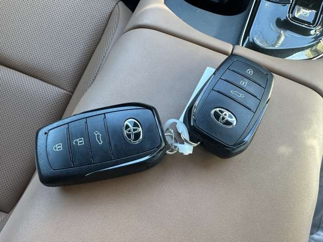 トヨタ クラウン　スポーツ　ハイブリッド ２．５ Ｚ Ｅ－ＦＯＵＲ ４ＷＤ R6年 (東海) 99