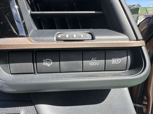 トヨタ クラウン　スポーツ　ハイブリッド ２．５ Ｚ Ｅ－ＦＯＵＲ ４ＷＤ R6年 (東海) 99