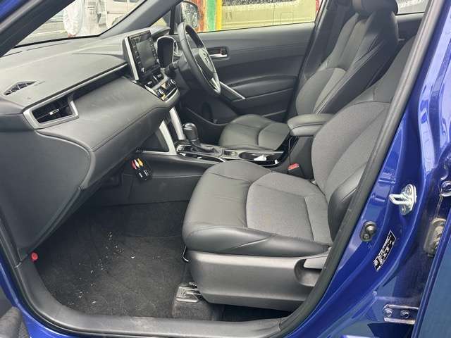 トヨタ カローラクロス　ハイブリッド １．８ ハイブリッド Ｚ R4年 (東海) 99