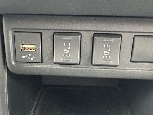 トヨタ カローラクロス　ハイブリッド １．８ ハイブリッド Ｚ R4年 (東海) 99