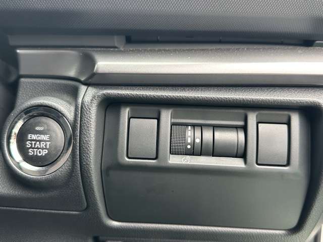 スバル インプレッサ　ハイブリッド ２．０ ＳＴ－Ｈ R5年 (東海) 99