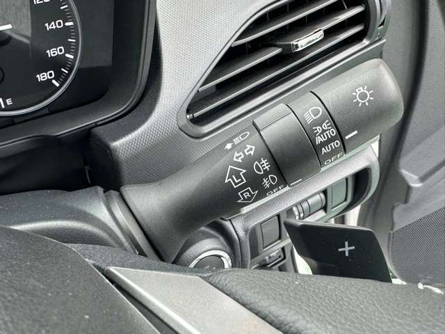 スバル インプレッサ　ハイブリッド ２．０ ＳＴ－Ｈ R5年 (東海) 99