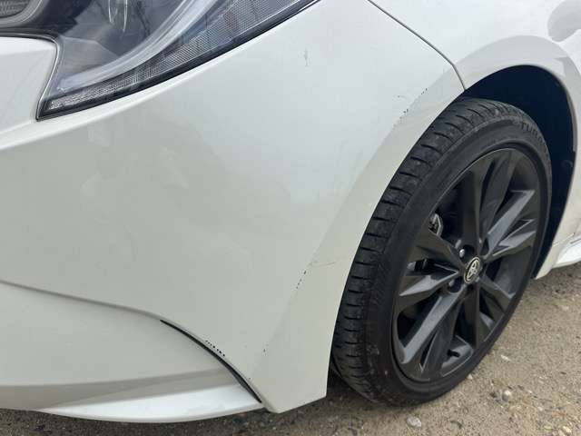 トヨタ カローラ １．８ ハイブリッド ＷＸＢ R3年 (東海) 99