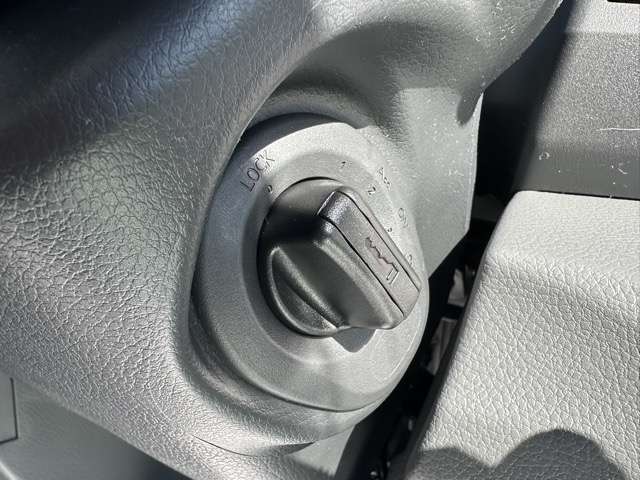 日産 ＮＶ２００バネット １．６ １６Ｘ－３Ｒ R7年 (東海) 99